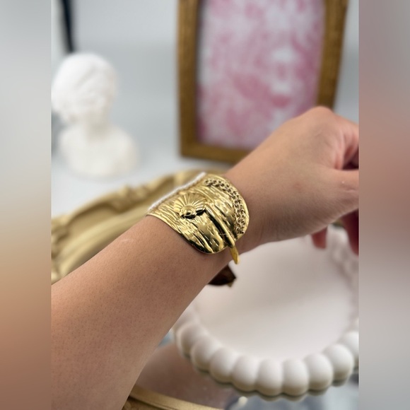 Anthropologie Gold Textured Cuff Bracelet with Pearl Detail - Picture 16 of 16